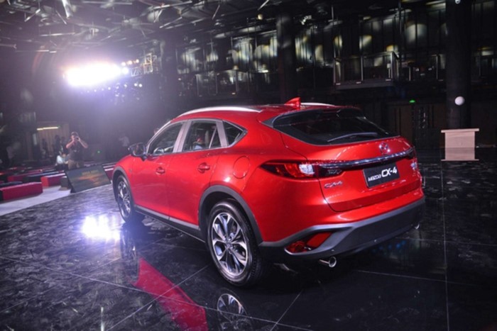 Mazda CX-4 2018 &quot;chot gia&quot; tu 480 trieu tai Trung Quoc-Hinh-3